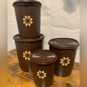 Vintage Tupperware set of 4 brown with lids